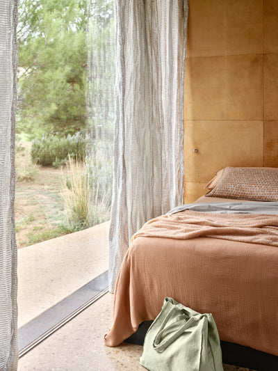 Transform Your Bedroom into a Cozy Oasis